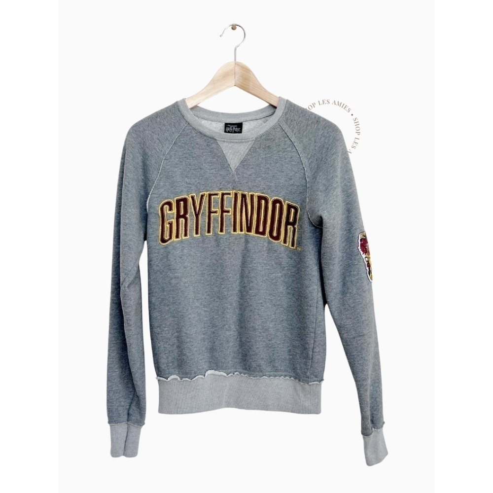 Universal Studios Authentic Gryffindor Sweatshirt in Heather Grey XS